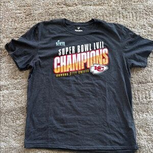 🍍 Kansas City Chiefs Fanatics Super Bowl LVII Champions Victory Formation 🍍